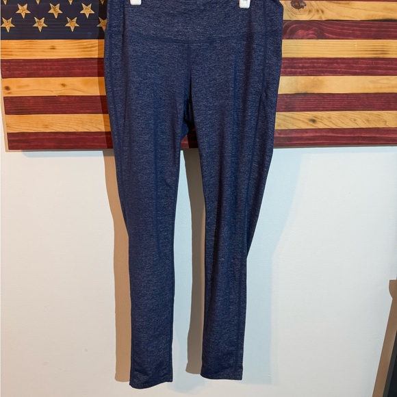 Athleta Blue Active Leggings size M - Picture 1 of 8